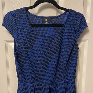 IZ BYER Blue & Black textured, cap sleeve dress. Size M. Without tags, like new